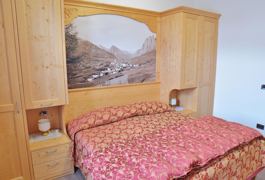 Hotel Regina Cortina dʼAmpezzo Cameră foto